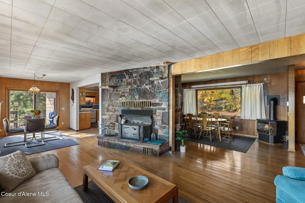 125 S Smith Creek Road Sandpoint, ID 83864