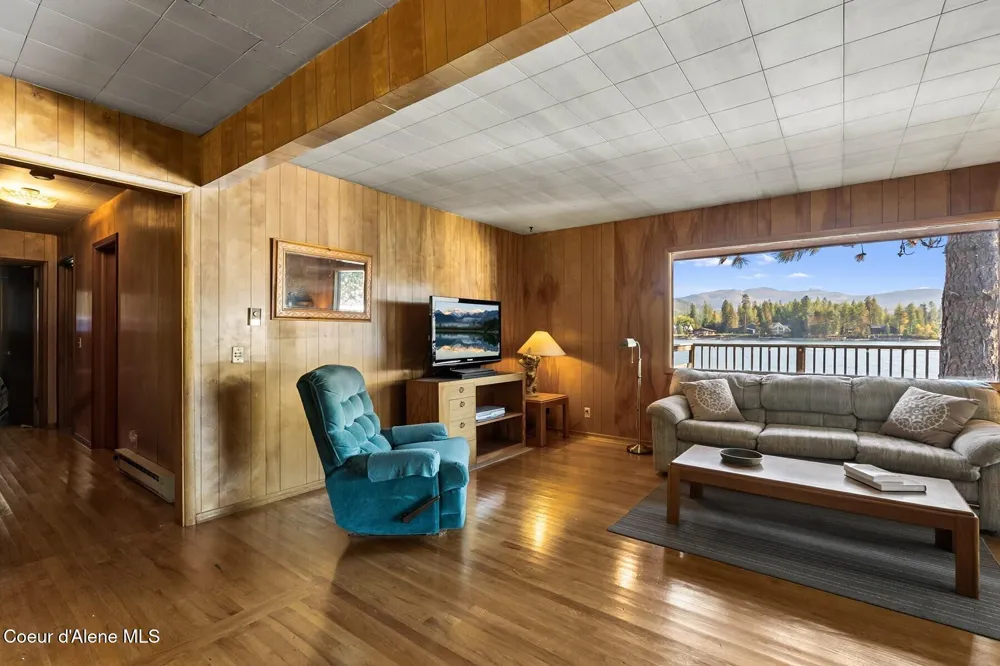 125 S Smith Creek Road Sandpoint, ID 83864