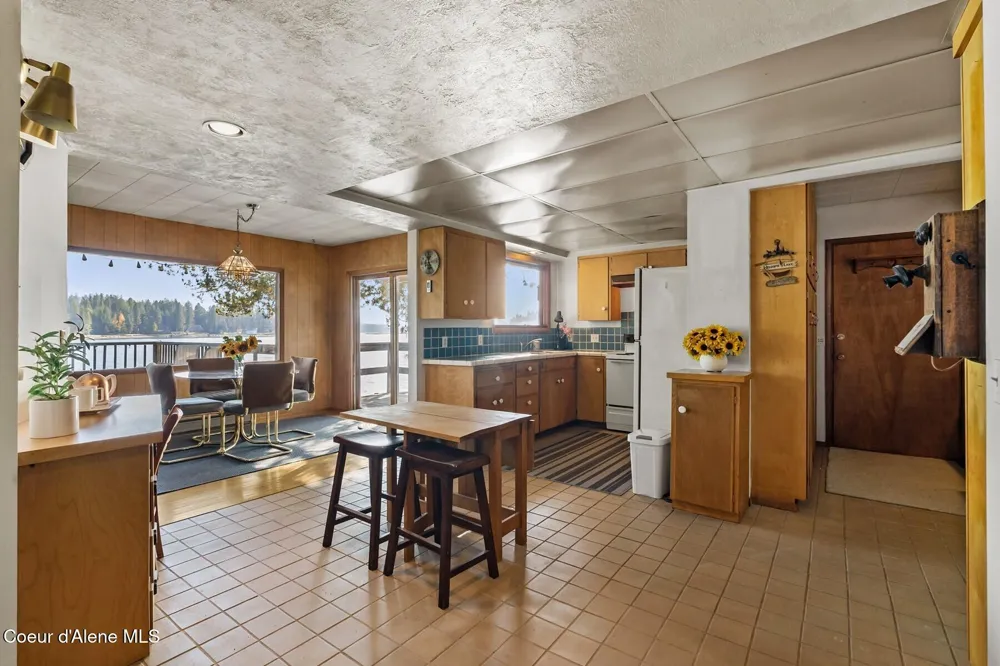 125 S Smith Creek Road Sandpoint, ID 83864