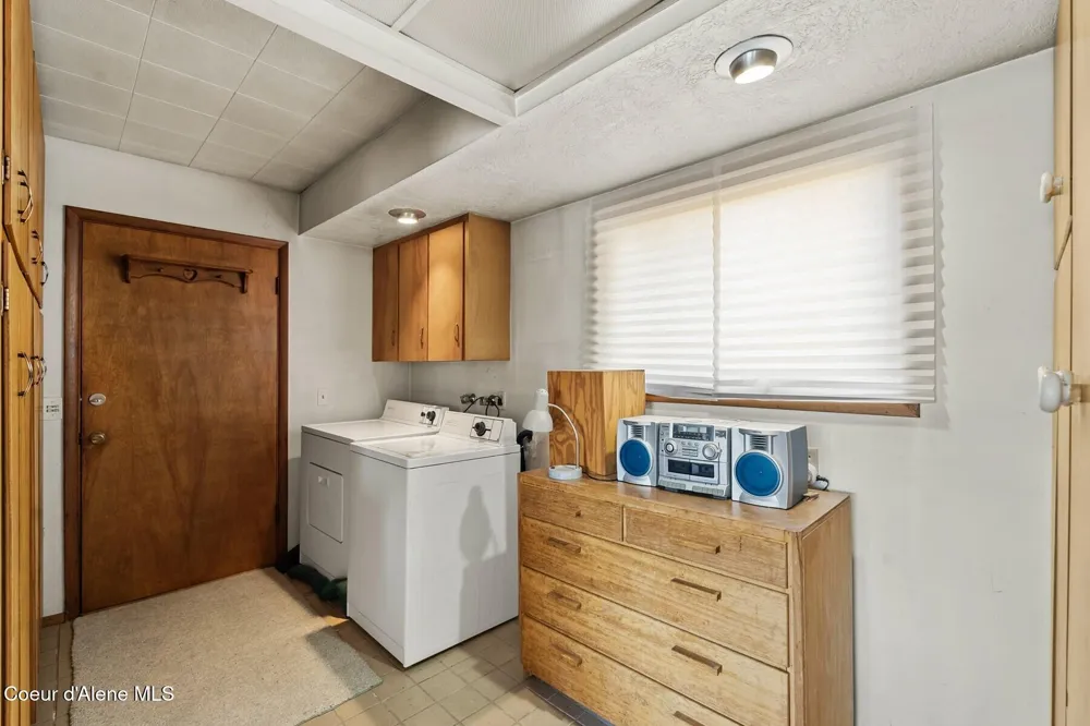 125 S Smith Creek Road Sandpoint, ID 83864