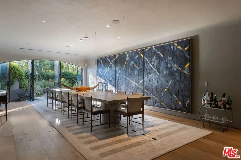11968 Brentridge Drive Los Angeles, CA 90049