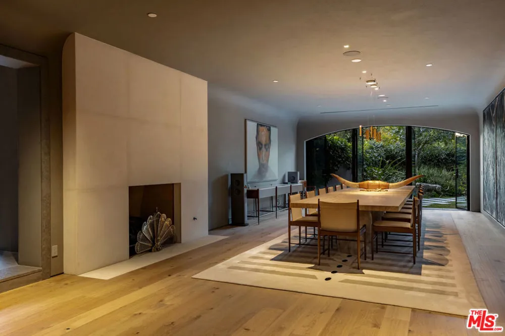 11968 Brentridge Drive Los Angeles, CA 90049