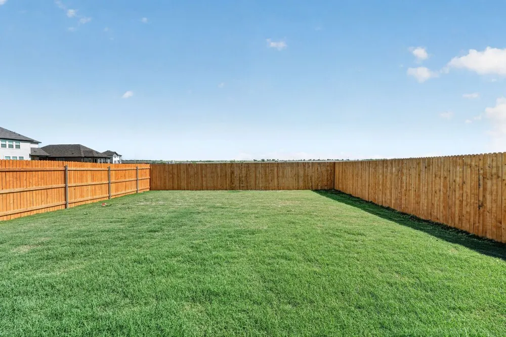 14114 Edna Maxine Walk Del Valle, TX 78617