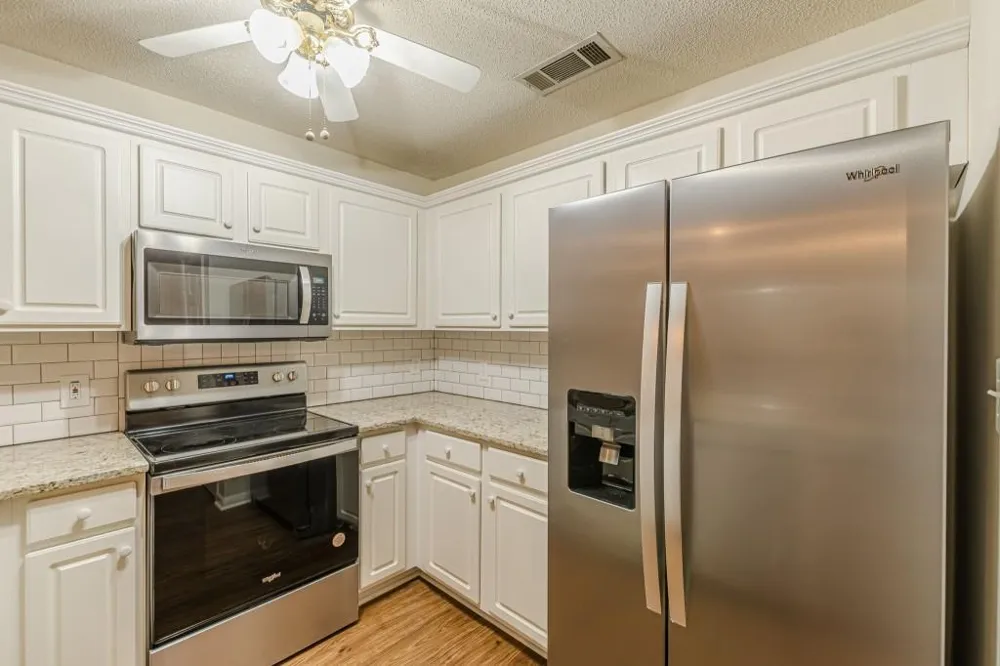 137 Venture Path Hiram, GA 30141