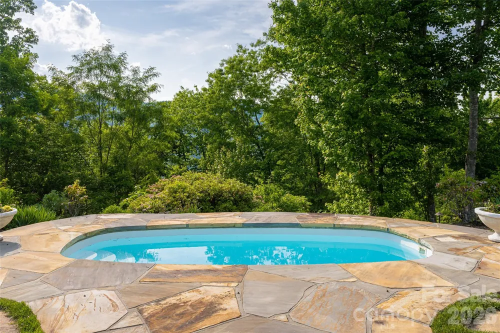 532 Tsali Crossing Bryson City, NC 28713
