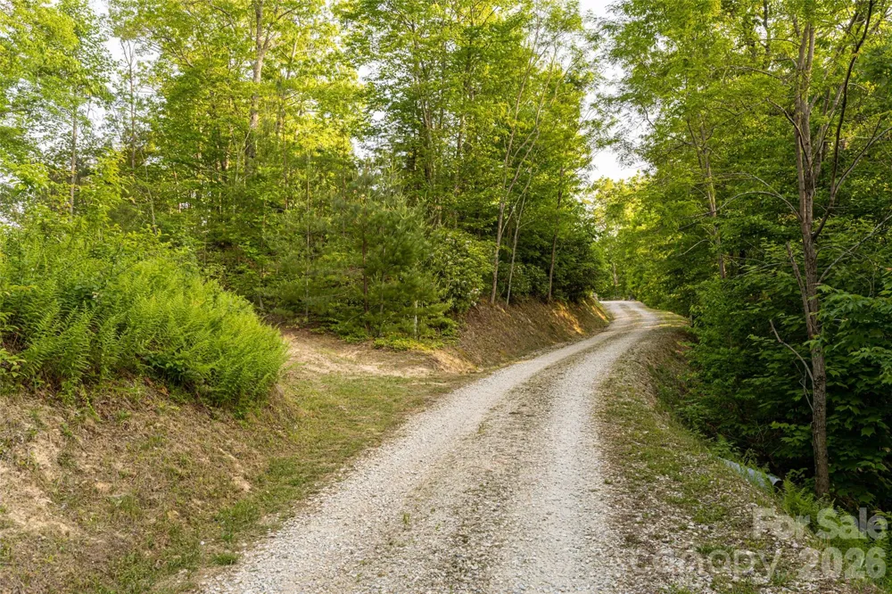 532 Tsali Crossing Bryson City, NC 28713