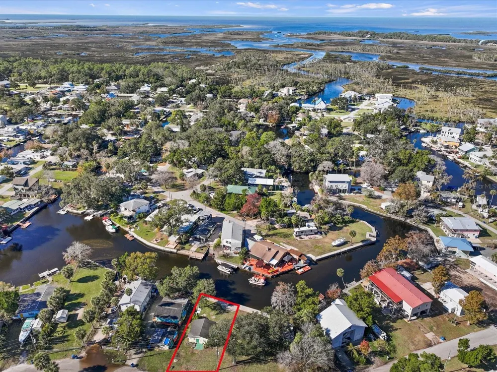 7255 TROPICAL DRIVE Weeki Wachee, FL 34607