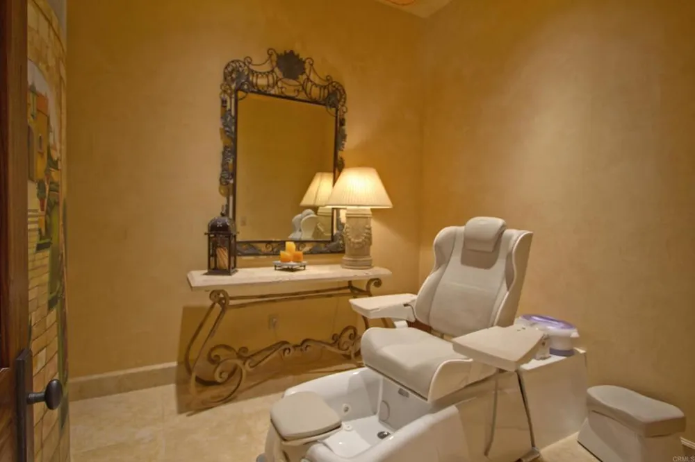 15651 Puerta Del Sol Rancho Santa Fe, CA 92067