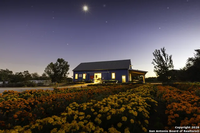 13977 ranch road 2325 Blanco, TX 78606