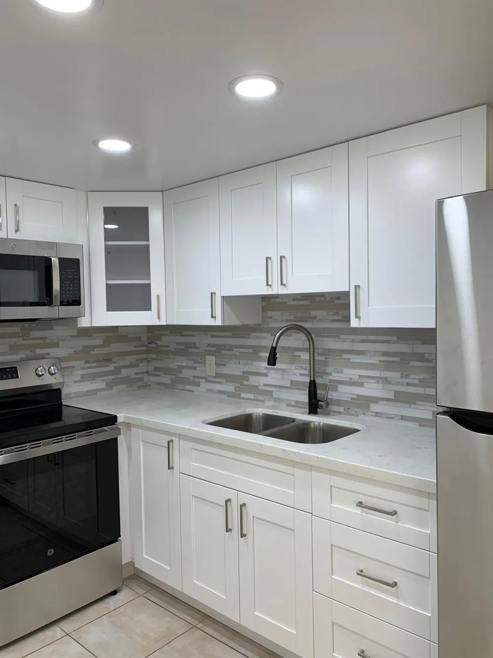 4532 Bougainvilla Drive #6