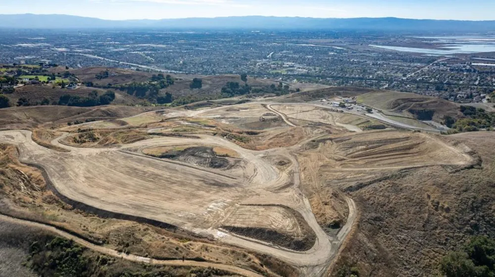 2000 Scott Creek Road Milpitas, CA 95035