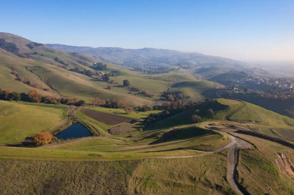 2000 Scott Creek Road Milpitas, CA 95035