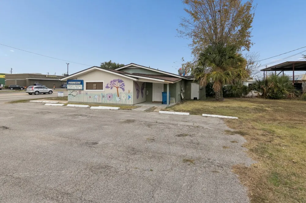510 College Avenue South Houston, TX 77587