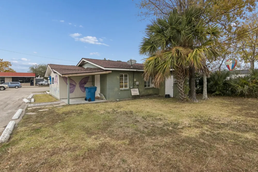 510 College Avenue South Houston, TX 77587