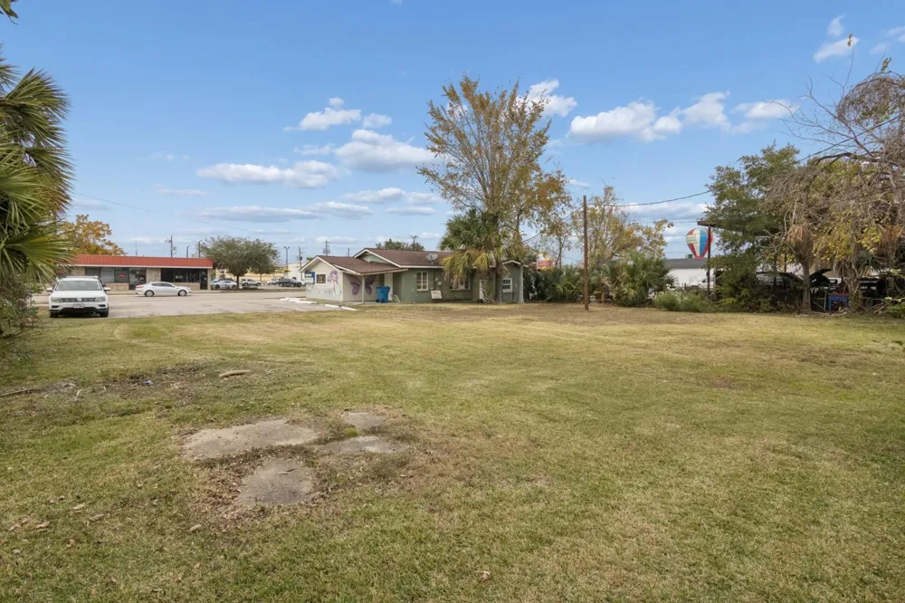 510 College Avenue South Houston, TX 77587