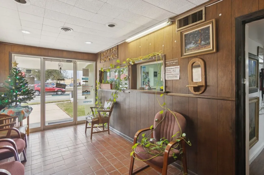 510 College Avenue South Houston, TX 77587