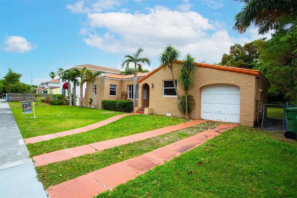 236 SW 28th Rd Miami, FL 33129