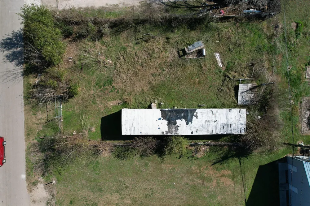 206 Crescent Drive Fresno, TX 77545