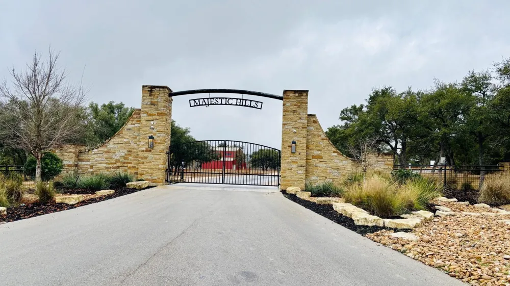 215 Flickering Sky Circle Blanco, TX 78606