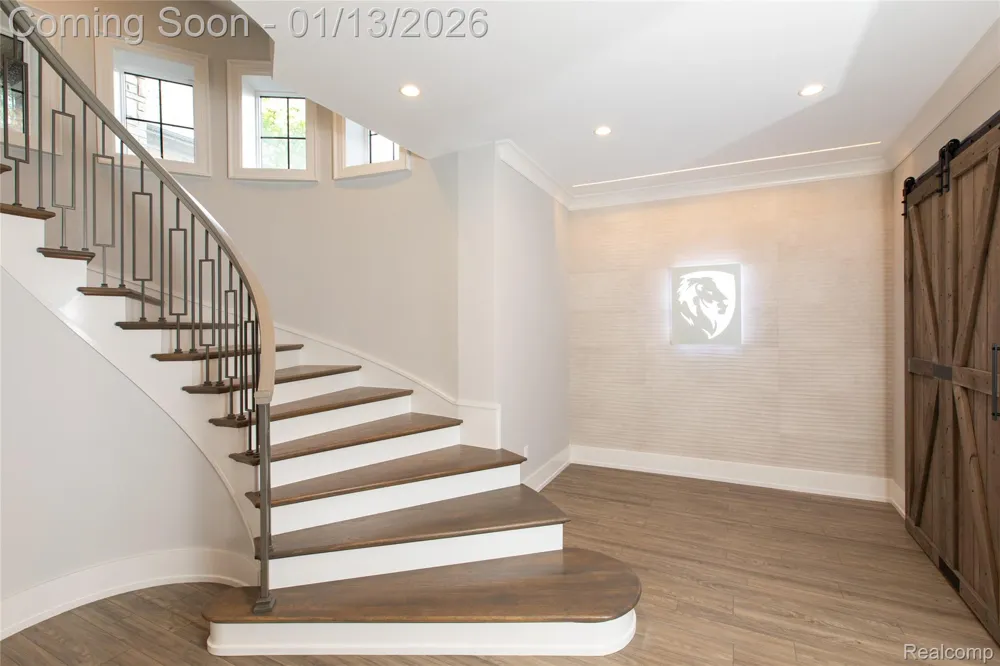 3215 Pompilio Drive Oakland Charter Township, MI 48306