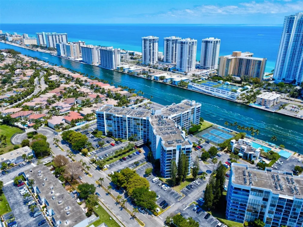 1000 Parkview Dr #330 Hallandale Beach, FL 33009