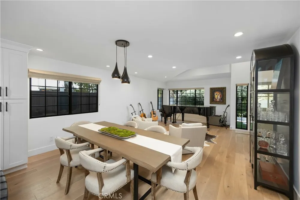 589 W Grandview Avenue Sierra Madre, CA 91024