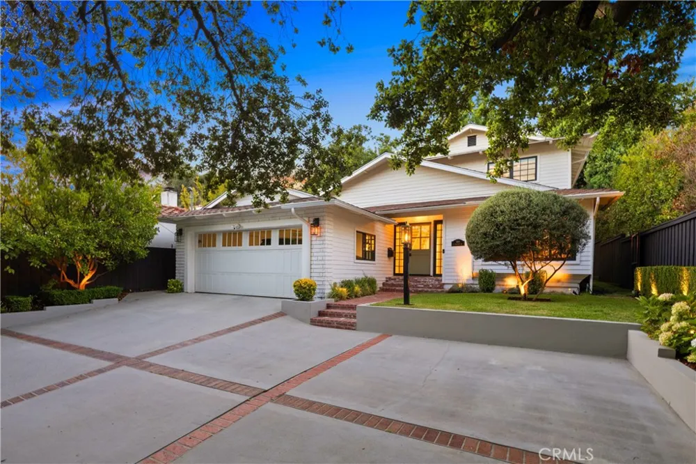 589 W Grandview Avenue Sierra Madre, CA 91024