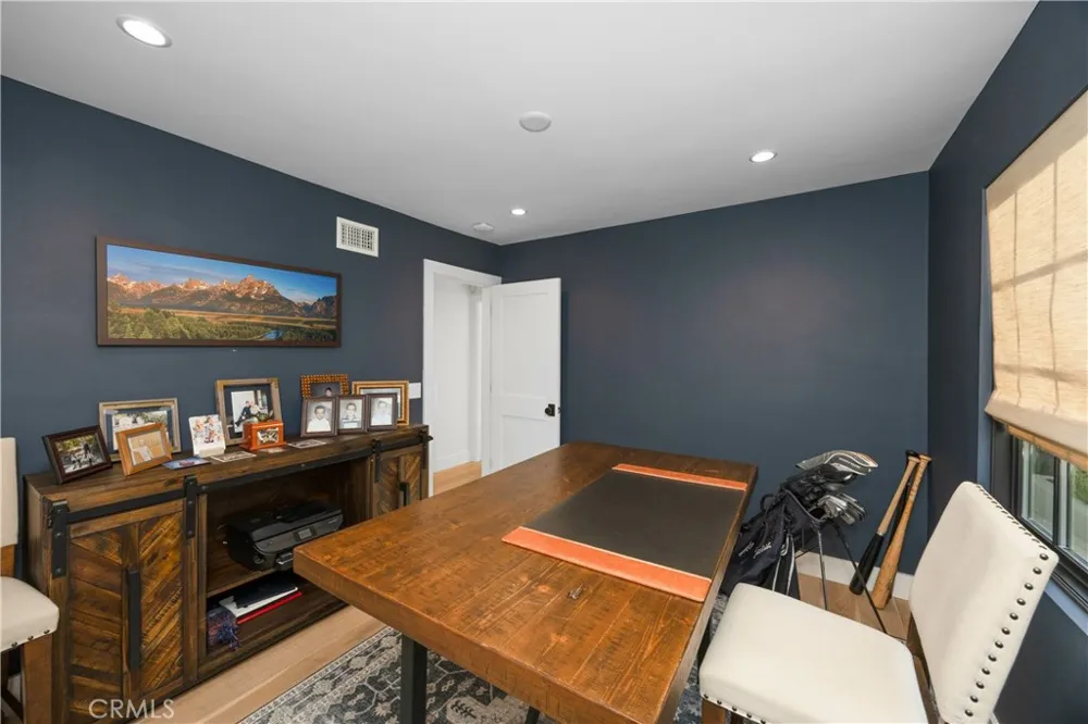 589 W Grandview Avenue Sierra Madre, CA 91024