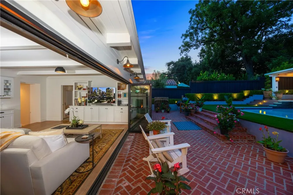 589 W Grandview Avenue Sierra Madre, CA 91024