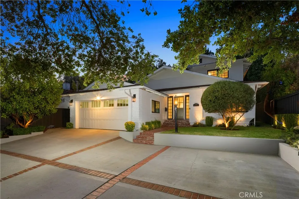 589 W Grandview Avenue Sierra Madre, CA 91024