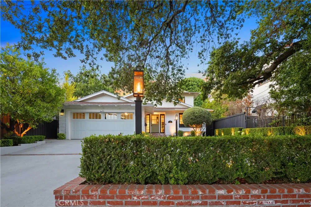 589 W Grandview Avenue Sierra Madre, CA 91024
