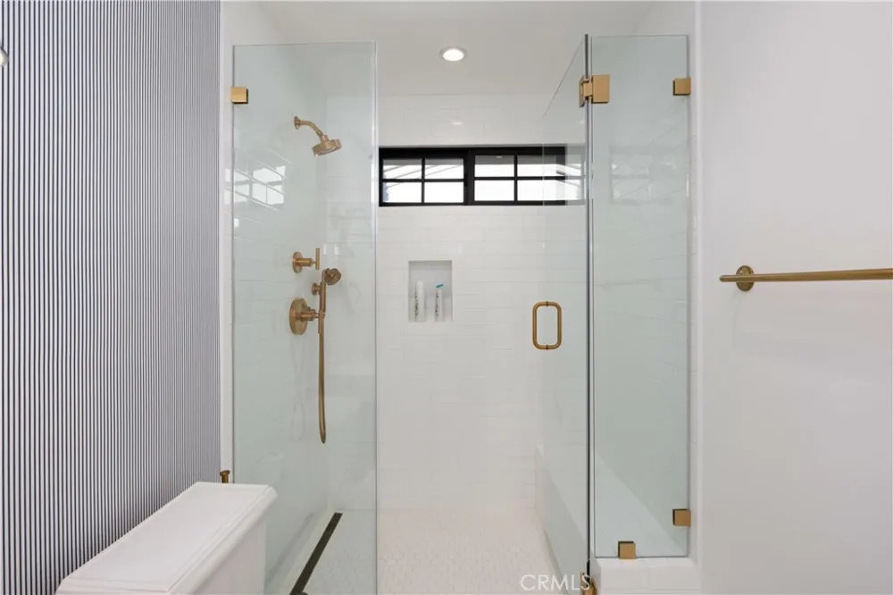 589 W Grandview Avenue Sierra Madre, CA 91024