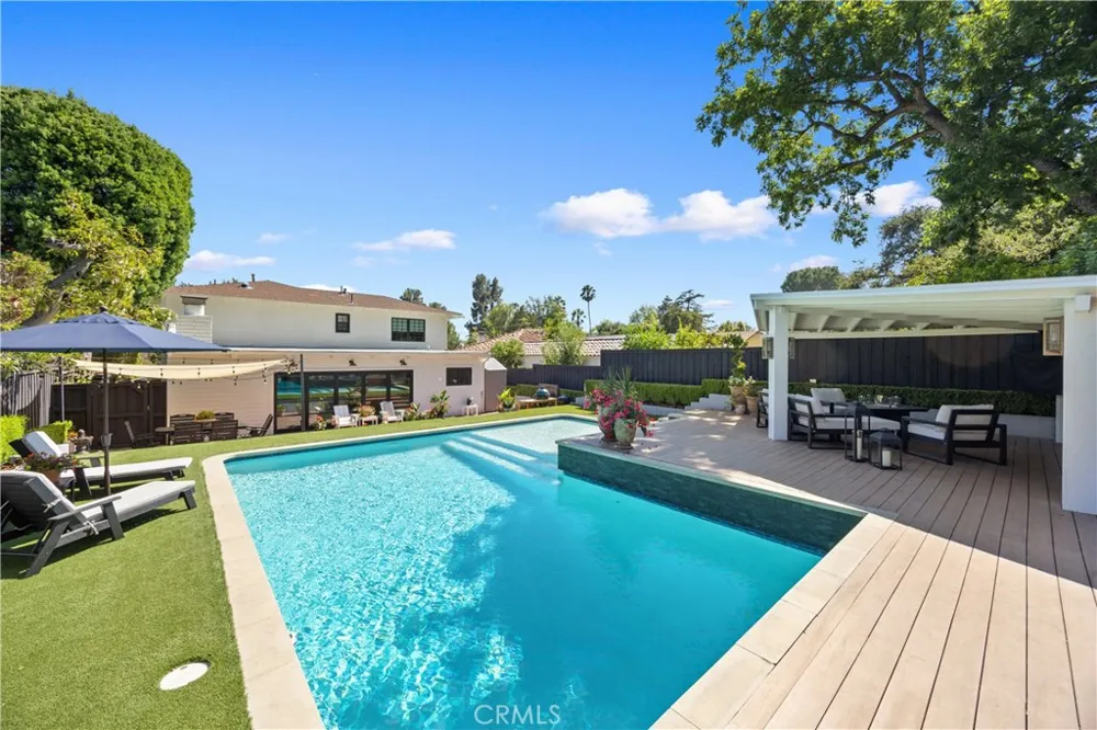 589 W Grandview Avenue Sierra Madre, CA 91024