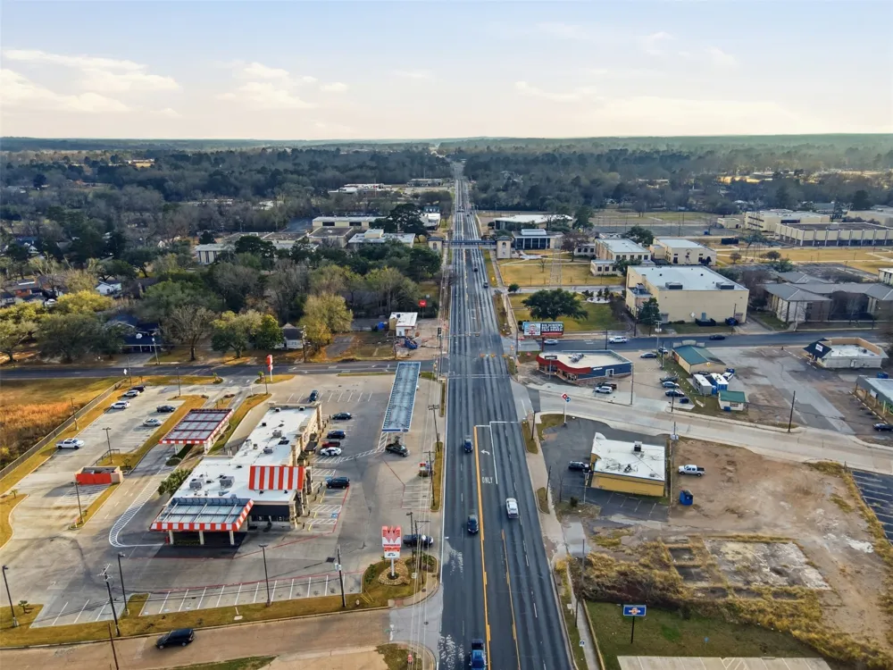 1000 S Henderson Boulevard Kilgore, TX 75662