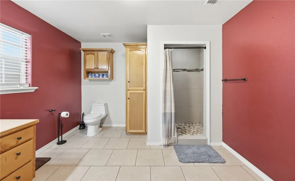 5076 Wildwood Lane Robstown, TX 78380