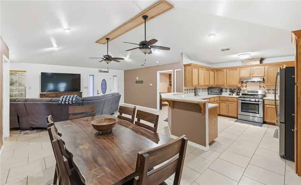 5076 Wildwood Lane Robstown, TX 78380