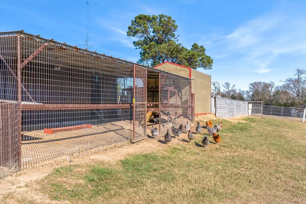 1700 Fm 1995 Van, TX 75790