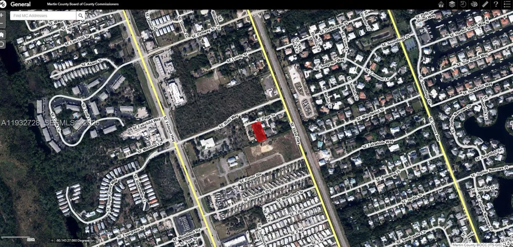 SE PAGE STREET Hobe Sound, FL 33455