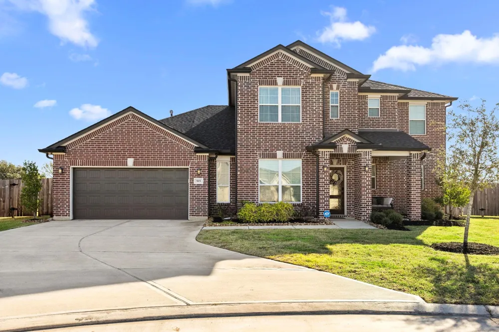 915 Bernard Meadows Drive Drive East Bernard, TX 77435