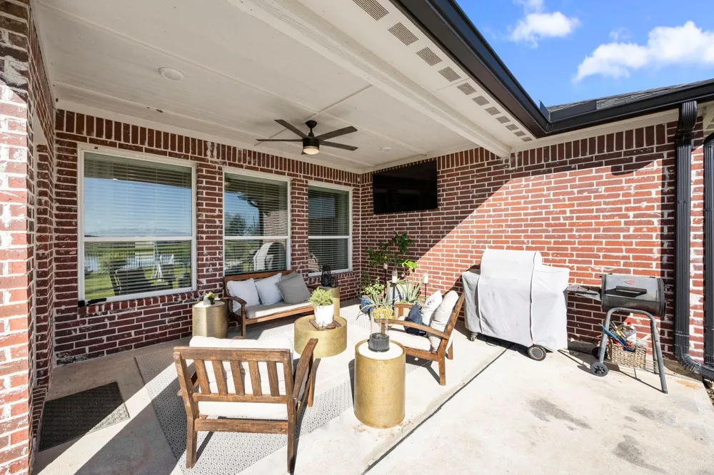 915 Bernard Meadows Drive Drive East Bernard, TX 77435