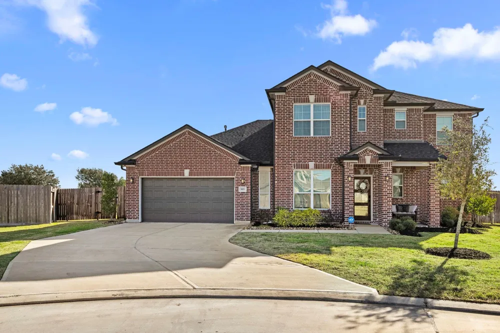 915 Bernard Meadows Drive Drive East Bernard, TX 77435