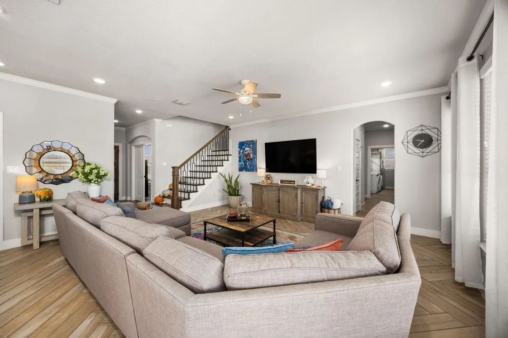 915 Bernard Meadows Drive Drive East Bernard, TX 77435