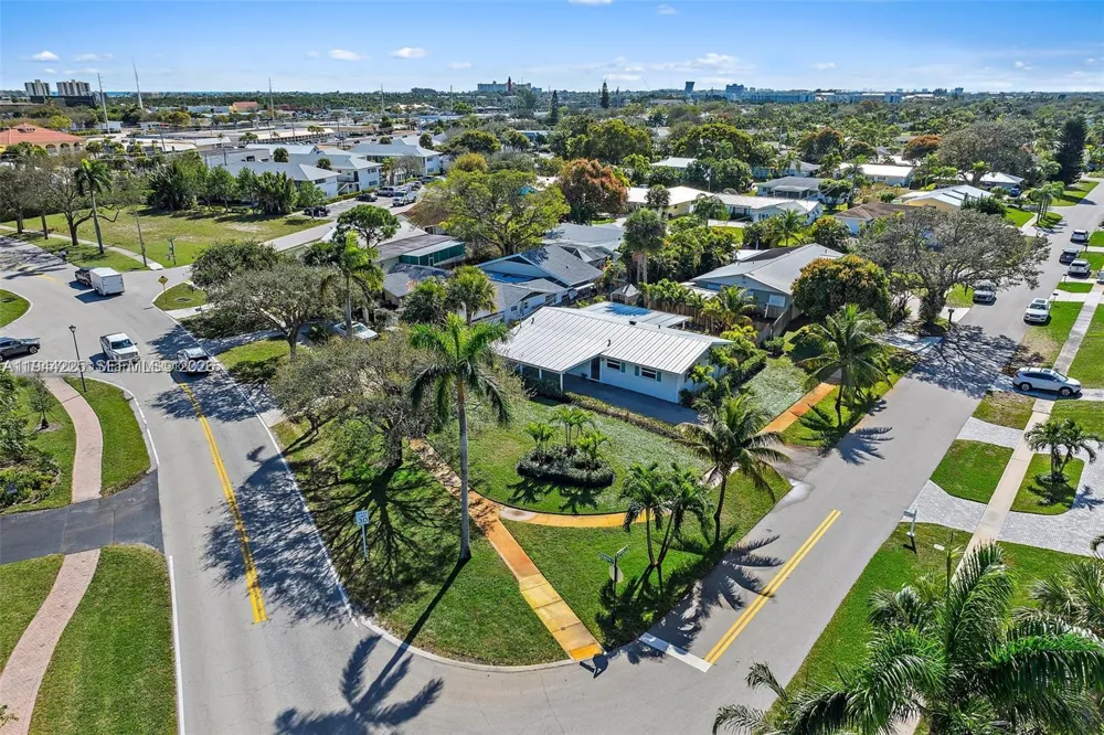 324 Tequesta Tequesta, FL 33469