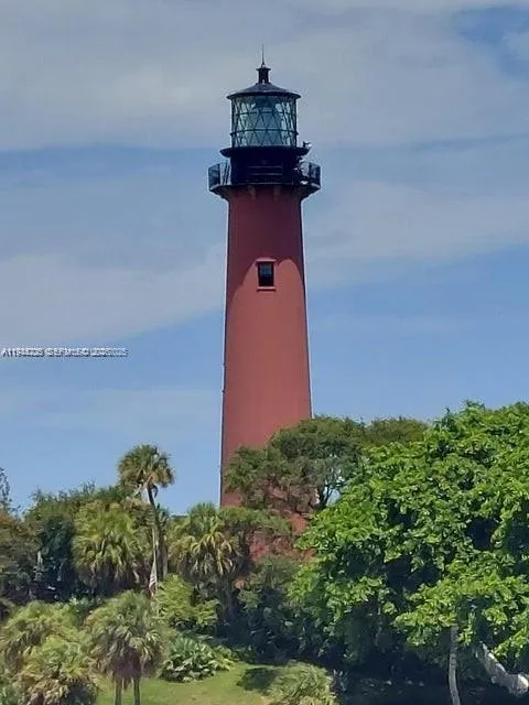 324 Tequesta Tequesta, FL 33469