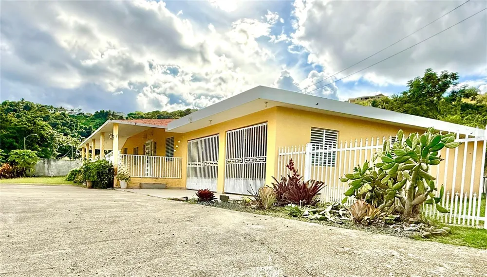 19 C1 #19 Rio Grande, PR 00745