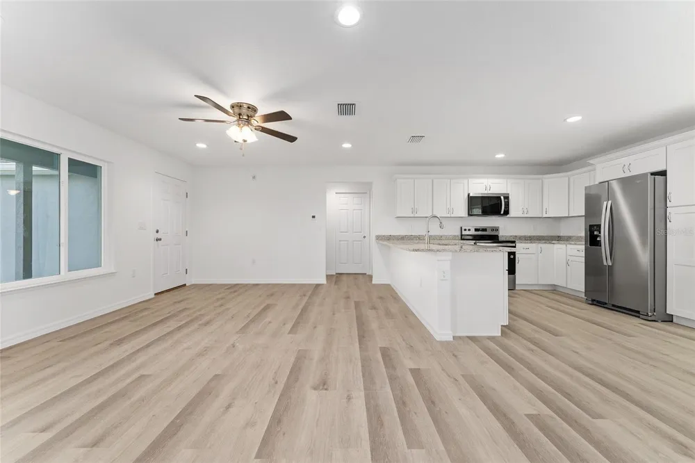 13119 NE 7TH LOOP Silver Springs, FL 34488