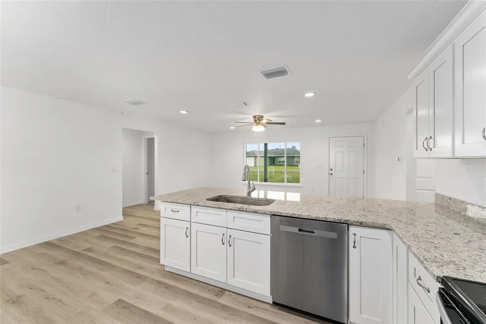 13119 NE 7TH LOOP Silver Springs, FL 34488
