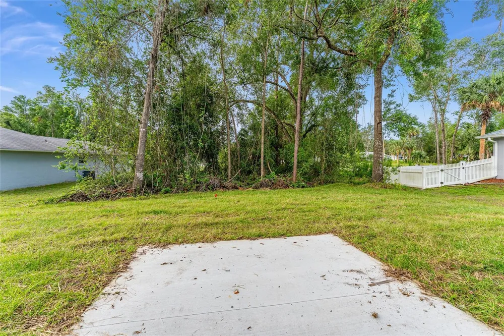13119 NE 7TH LOOP Silver Springs, FL 34488