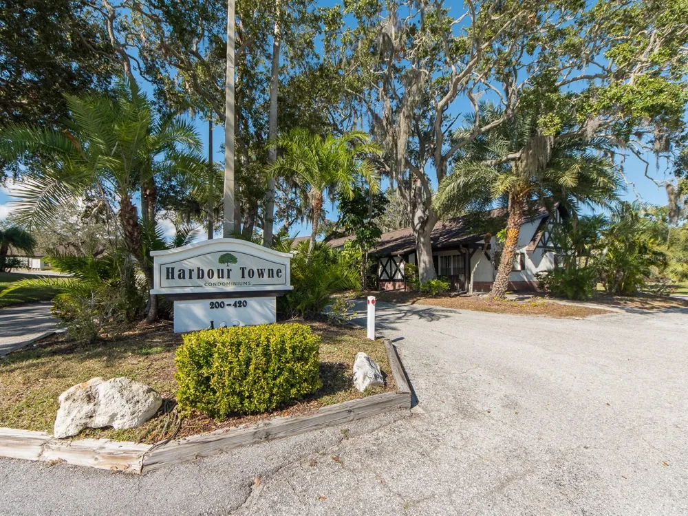 310 BAYSHORE BOULEVARD #103 Clearwater, FL 33759
