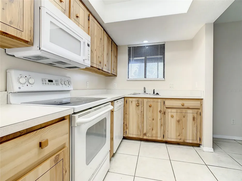 232 RIDGEWOOD AVENUE #G41 Edgewater, FL 32132